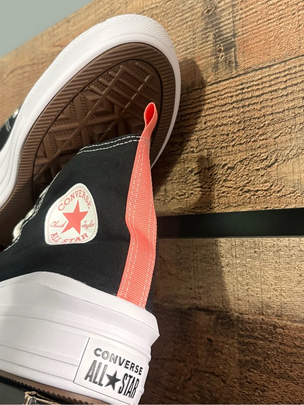 Converse bold high